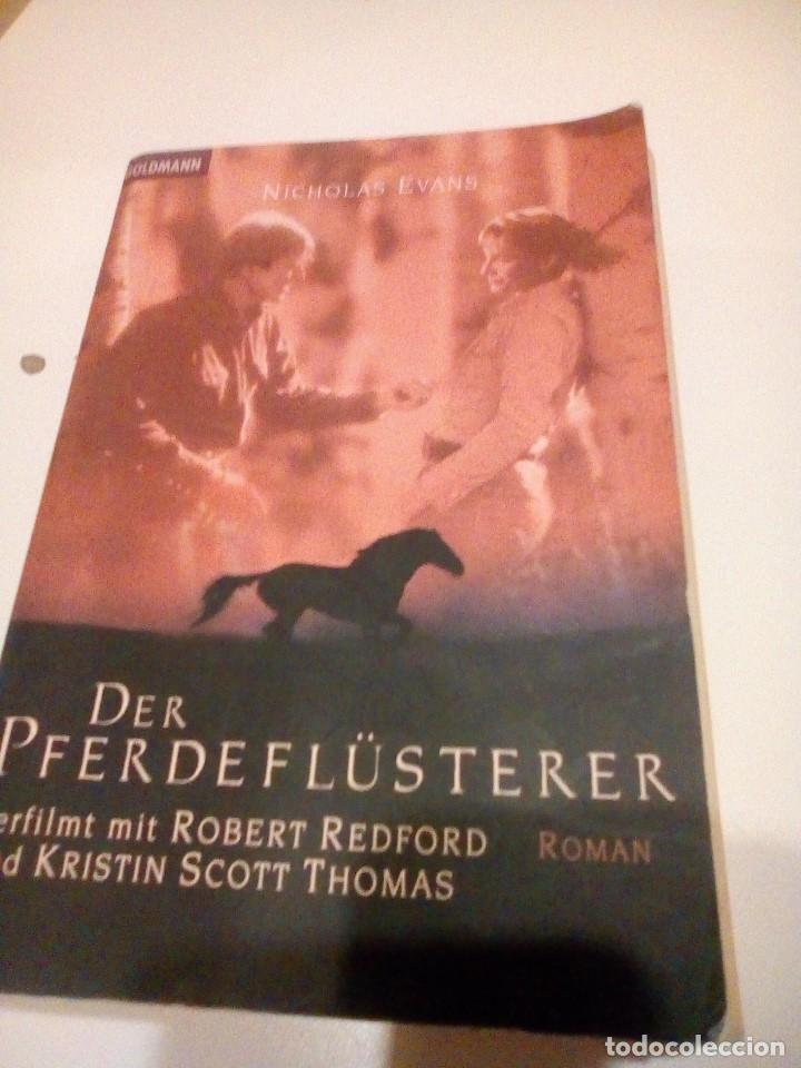 Livros em segunda m&atilde;o: S-07 LIBRO EN ALEMAN NICHOLAS EVANS DER PFERDEFLUSTERER