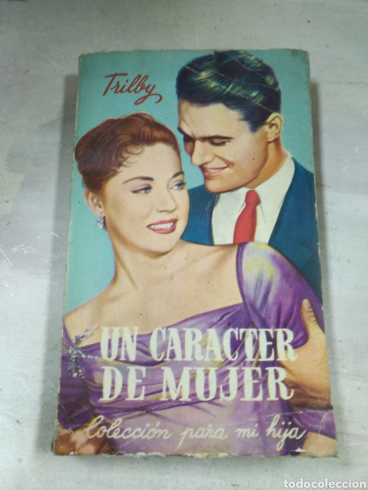 Libros: Un car&aacute;cter de mujer. - Foto 1