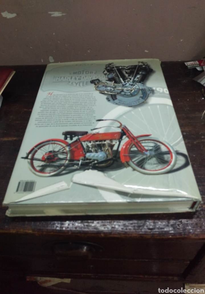 Libros: HARLEY DAVIDSON un estilo de vida - Albert Saladini / Pascal Szymezak - Foto 8