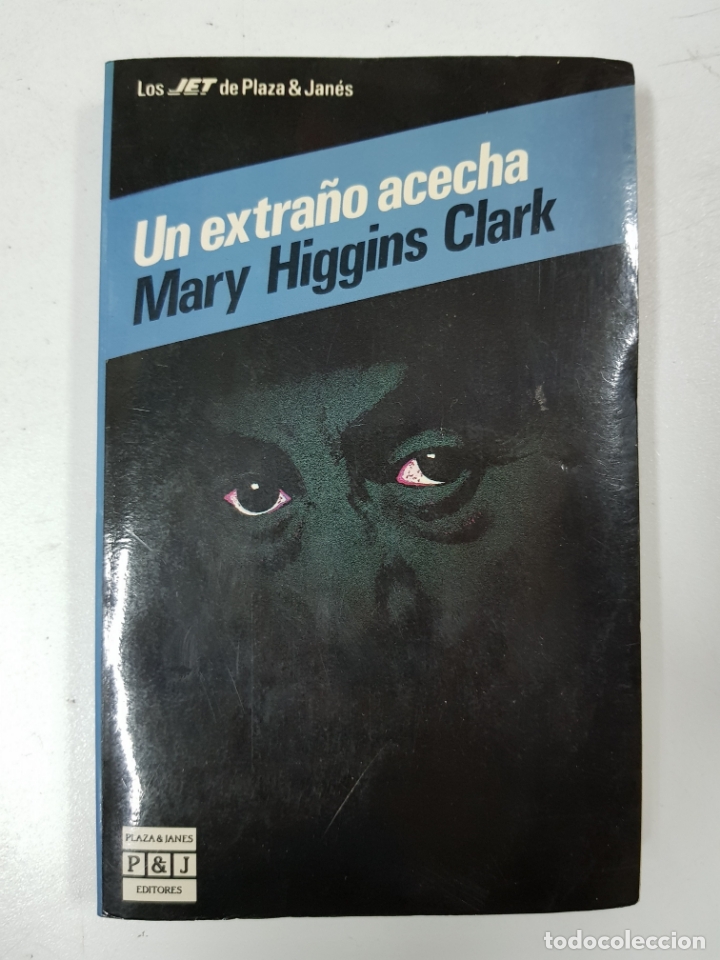 Libros: Un extra&ntilde;o acecha / MARY HIGGINS CLARK - Foto 1