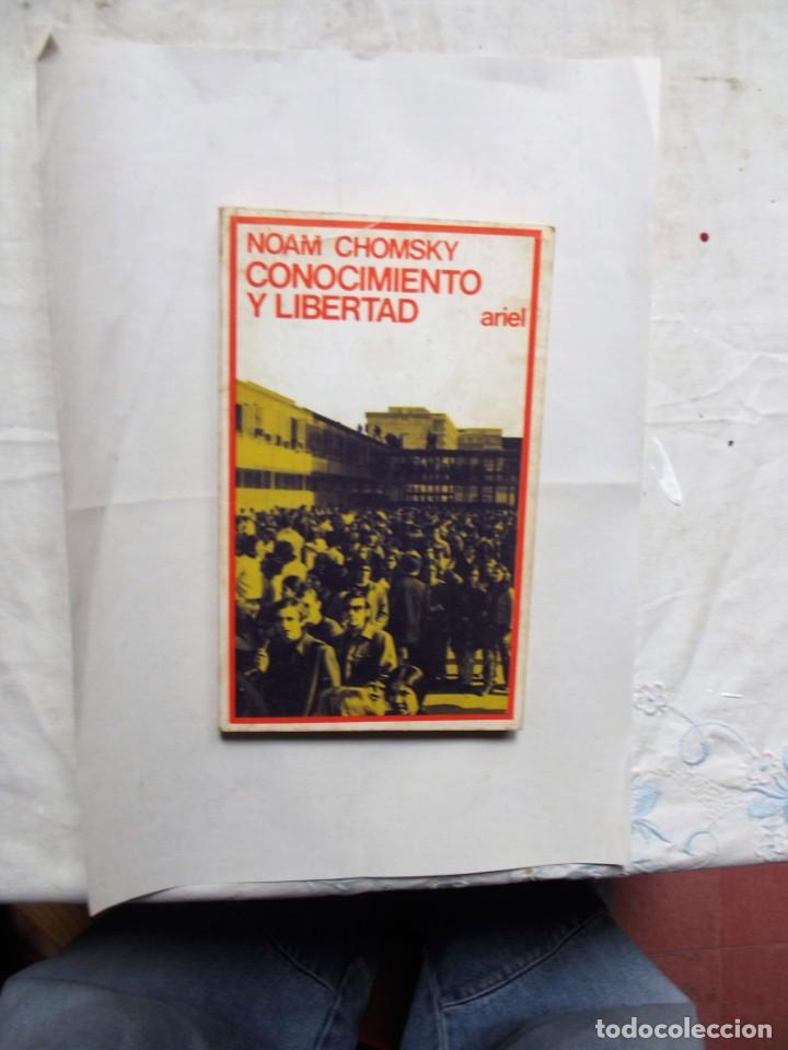Libros: CONOCIMIENTO Y LIBERTAD  POR NOAM CHOMSKY - Foto 1