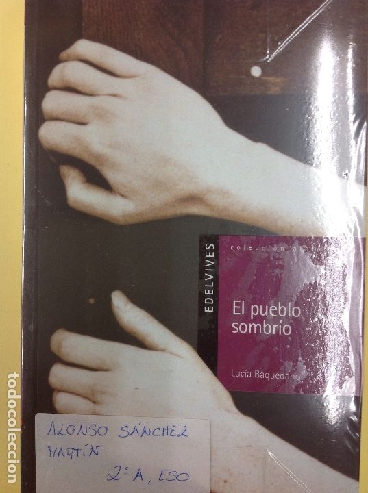 Libros: El pueblo sombr&iacute;o Lucia Baquedano - Foto 1