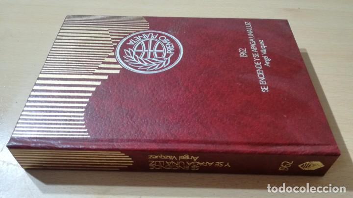 Libri di seconda mano: SE ENCIENDE Y SE APAGA UNA LUZ - ANGEL VAZQUEZ	 / 	 PLANETA	 / 	G505