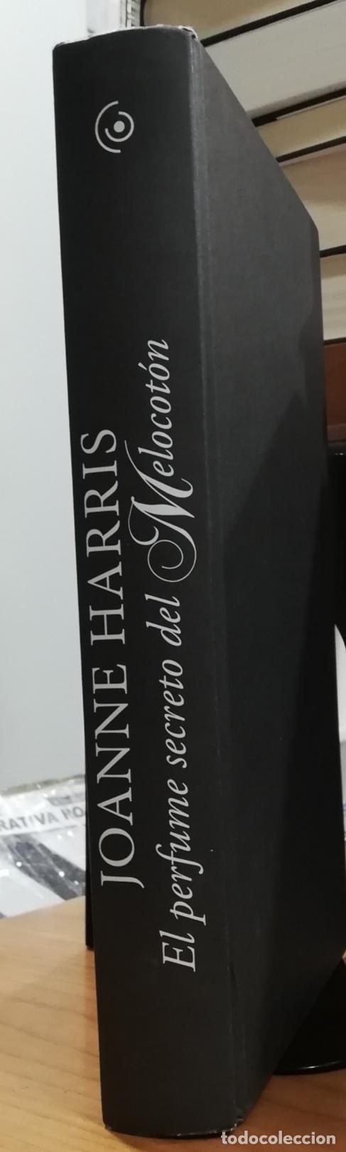 Libros: El perfume secreto del melocot&oacute;n - HARRIS, JOANNE - Foto 1