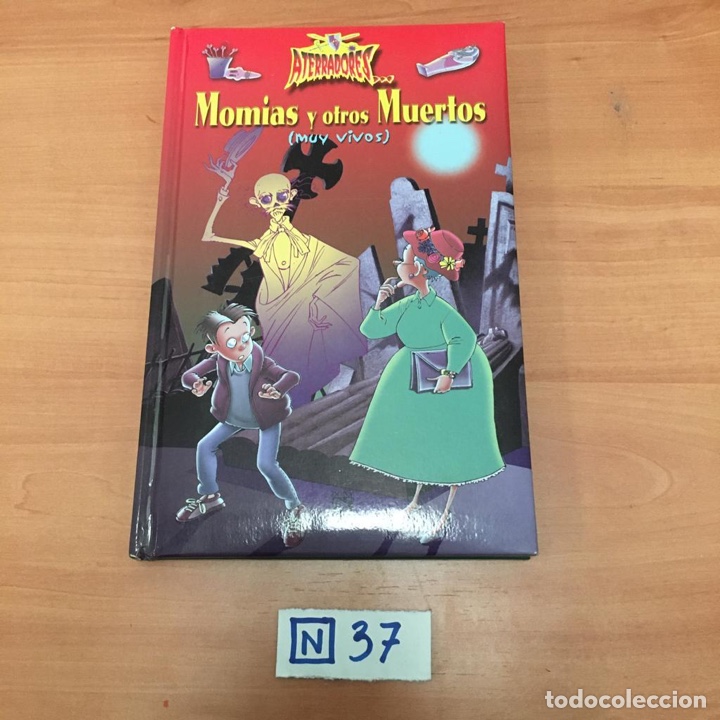 Livros em segunda m&atilde;o: Momias Y Otros Muertos