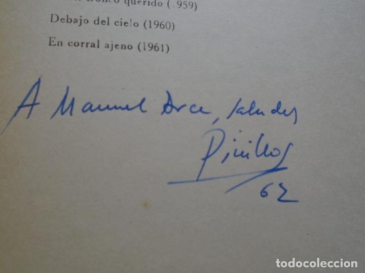Libros: En Corral Ajeno. (Dedicatoria aut&oacute;grafa) - Pinillos, Manuel. - Foto 3