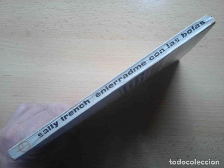 Libros: Enterradme con las botas (Sally Trench) + Folletos. Ediciones Paulinas. - Foto 4