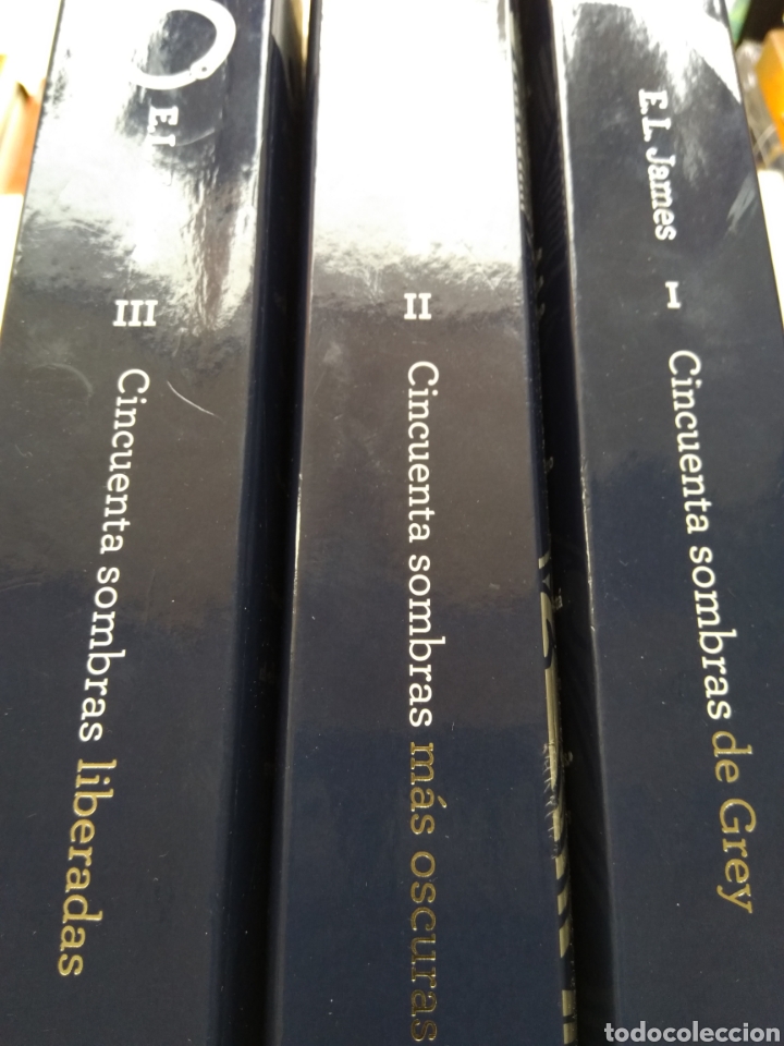Libros: CINCUENTA SOMBRAS DE GREY 3 TOMOS - Foto 1