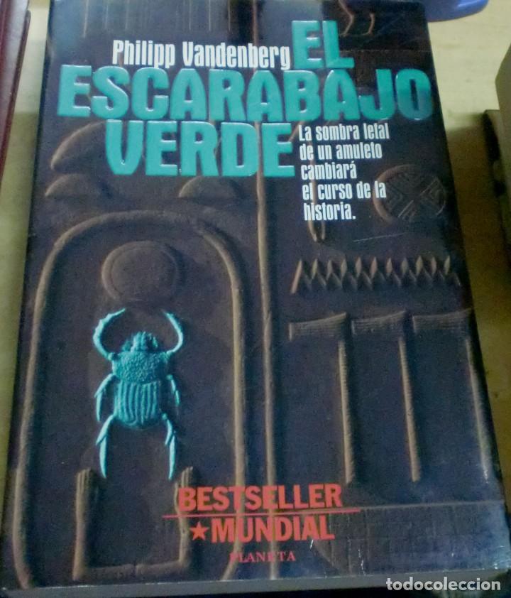 Libri di seconda mano: El escarabajo verde. La sombra letal de un amuleto cambiar&aacute; el curso de la historia - VANDENBERG, PH