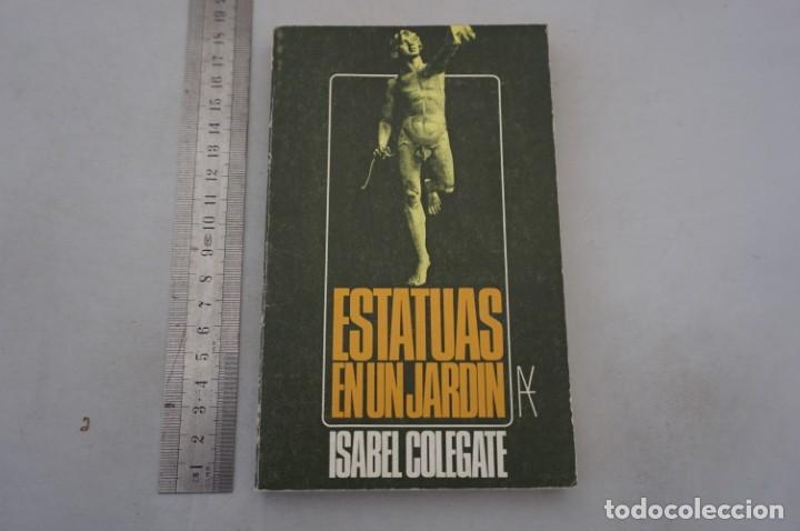 Libros: (8C) ESTATUAS EN UN JARDIN - ISABEL COLEGATE / ALIANZA EDITORIAL - Foto 1