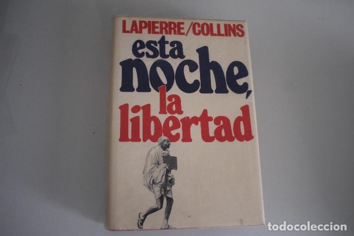 Libros: ESTA NOCHE EN LIBERTAD - Foto 1