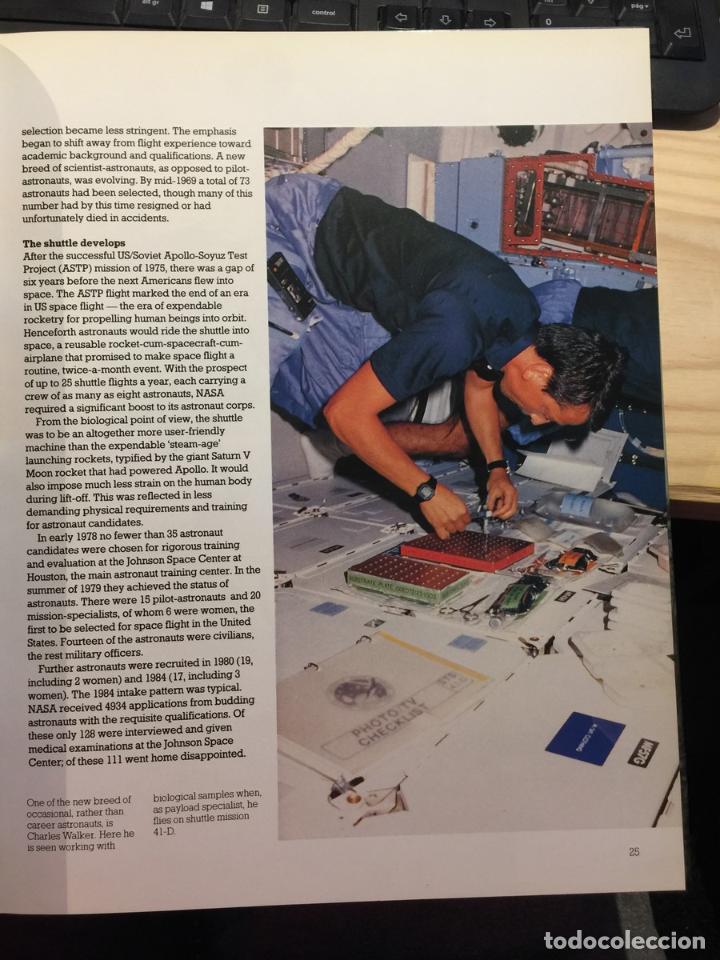 Libros: Living in Space - Kerrod, Robin - Foto 5