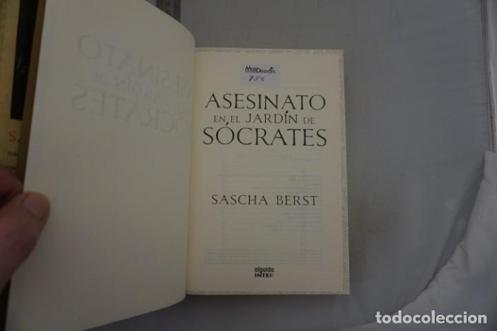Libros: (14A) - ASESINATO EN EL JARDIN DE SOCRATES - SASCHA BERST / ALGAIDA INTER - Foto 3