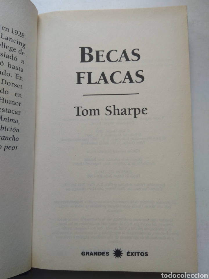 Libros: BECAS FLACAS/TOM SHARPE - Foto 2