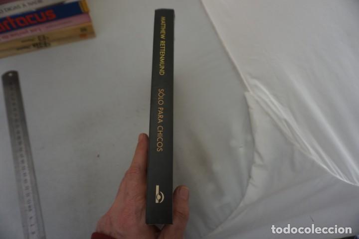 Libros: (15F) - SOLO PARA CHICOS - MATTHEW RETTENMUND / EDICIONES B - Foto 2