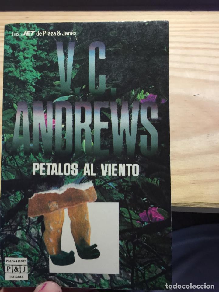 Libros: Petalos al viento - V.C. Andrews - Foto 1
