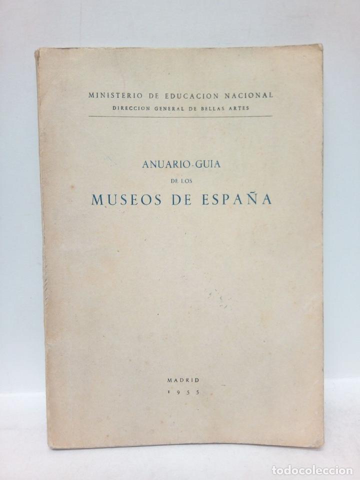 Libri di seconda mano: GOMEZ MORENO, Mar&iacute;a Elena - Anuerio-Gu&iacute;a de los Museos de Espa&ntilde;a