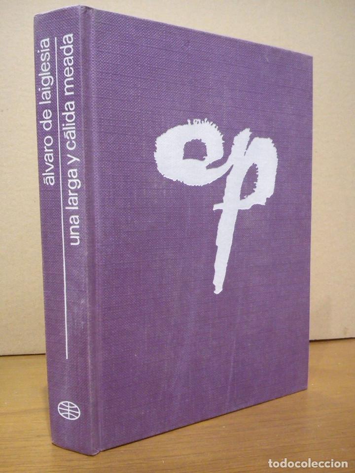 Libros: LAIGLESIA, Alvaro de - Una larga y c&aacute;lida meada (Novelas) - Foto 1