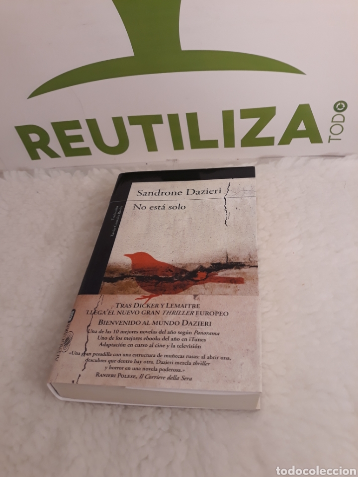 Libros: Sandrone Dazieri.No estas solo.Alfaguara. - Foto 4