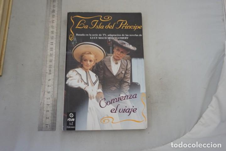 books: AR/2/ COMIENZA EL VIAJE - DENNIS ADAIR Y JANET ROSENSTOCK / AZ EDICIONES