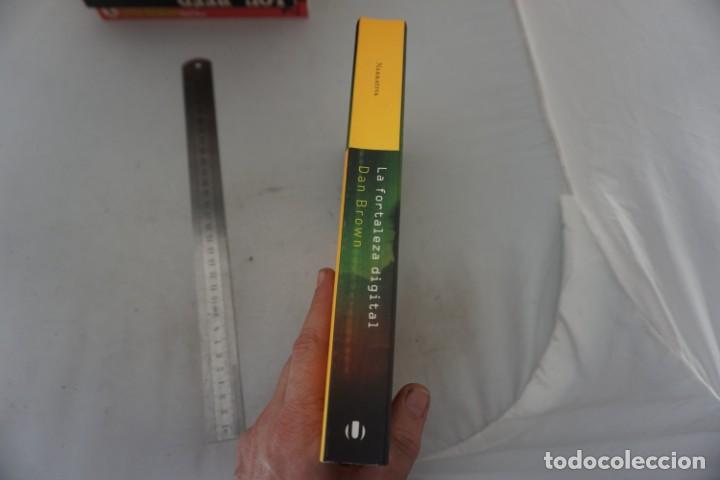 Libros: AR/2/ LA FORTALEZA DIGITAL - DAN BROWN / UMBRIEL - Foto 2