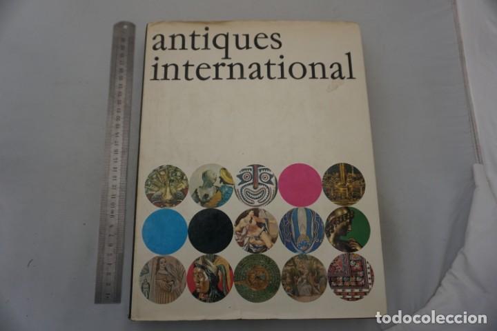 Libros: 22E - ANTIQUES INTERNATIONAL - PETER WILSON / SPRING BOOKS - Foto 2