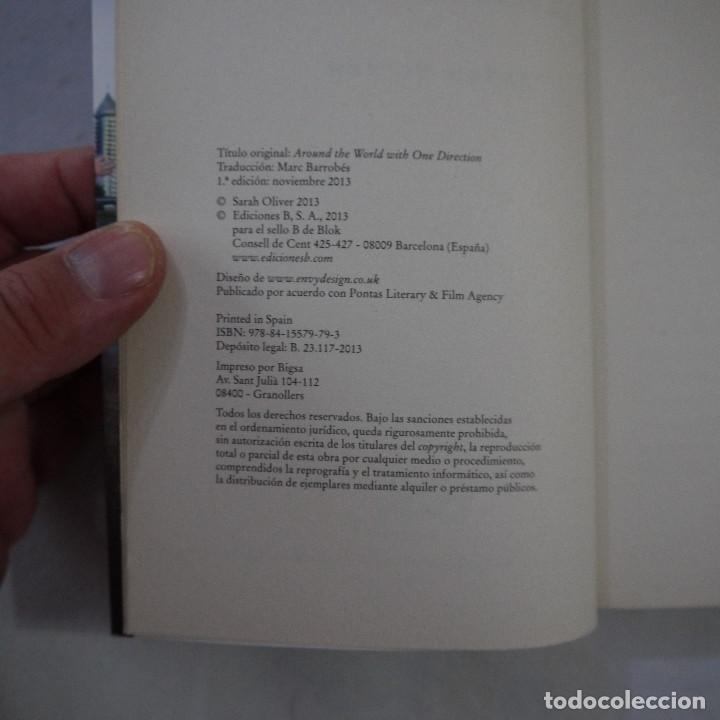 Libros: ONE DIRECTION. LA VUELTA AL MUNDO - SARAH OLIVER - EDICIONES B - 2013 - Foto 2
