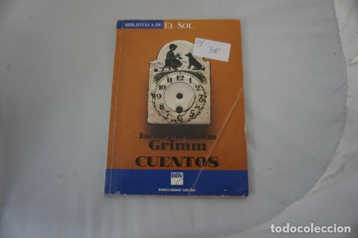 Libros: 20A - CUENTOS - JACOB Y WILHELM GRIMM / EL SOL - Foto 1