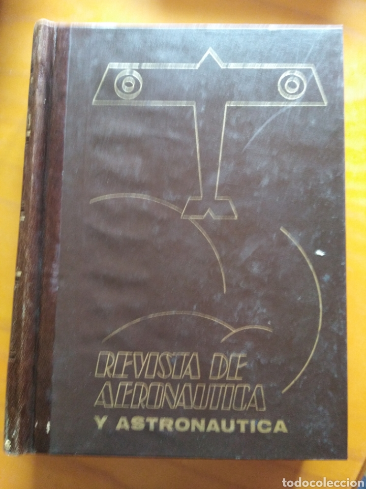 Libros: Un A&ntilde;o encuadernado REVISTA DE AERONAUTICA DEL EJERCITO DEL AIRE 1983