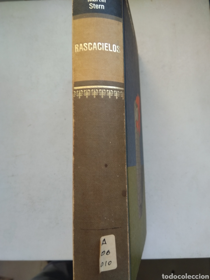 Libros: RASCACIELOS/RICHARD MARTIN STERN - Foto 2