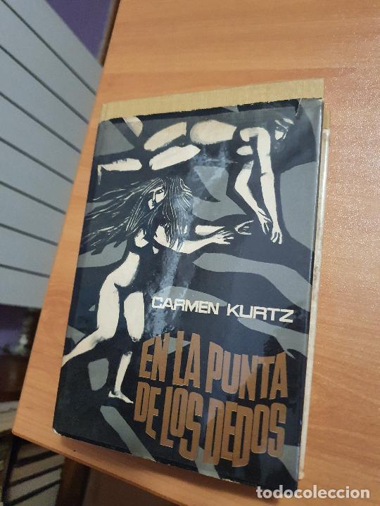 Libros: En la punta de los dedos - Carmen Kurtz - Foto 1
