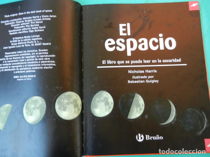 Libros: EL ESPACIO , EL LIBRO QUE SE PUEDE LEER EN LA OSCURIDAD - BRU&Ntilde;O -2006 - LIBRO LUZ - Foto 2