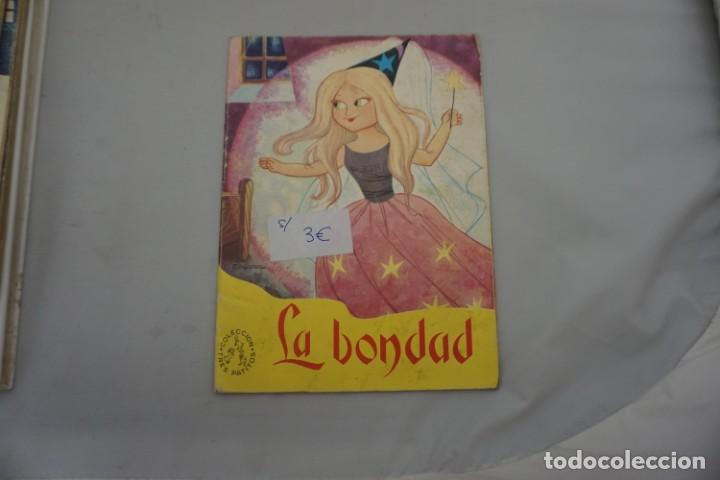 Libros: 17C/ COLECCION TRES PATITOS - LA BONDAD - Foto 1
