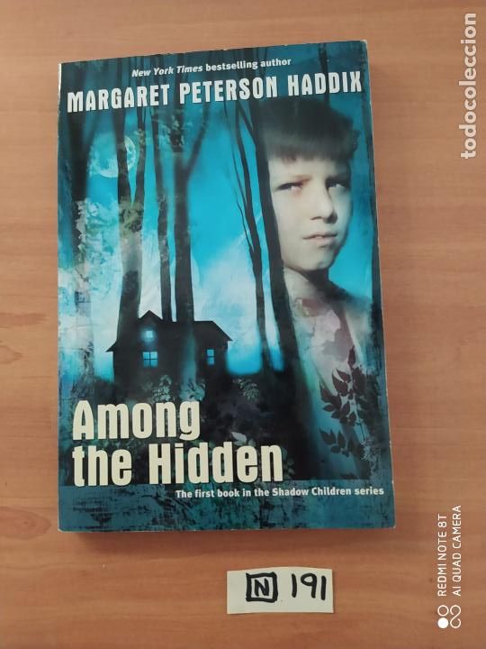 Libros: Among the hidden - Foto 1