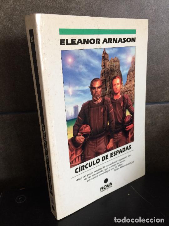 Libros: C&iacute;rculo de espadas. Eleanor Arnason. Nova ciencia ficci&oacute;n. - Foto 1