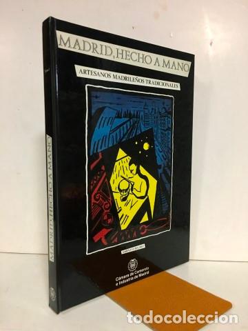 Livros em segunda m&atilde;o: Madrid hecho a mano. Artesanos madrile&ntilde;os tradicionales. Tomo I - Luisa Diez, Sabina.Fotos en b/n de