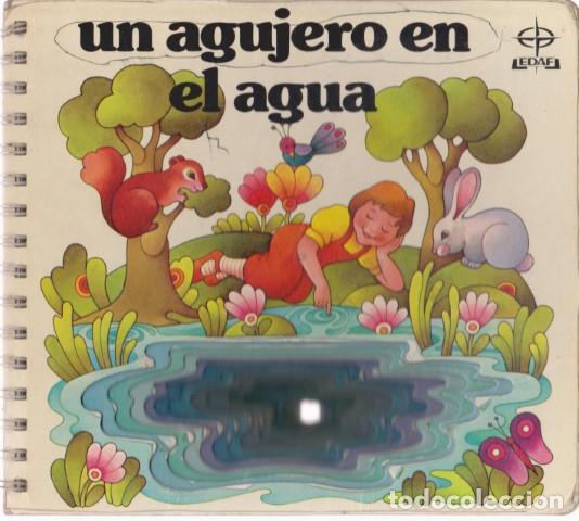 Libri di seconda mano: UN AGUJERO EN EL AGUA