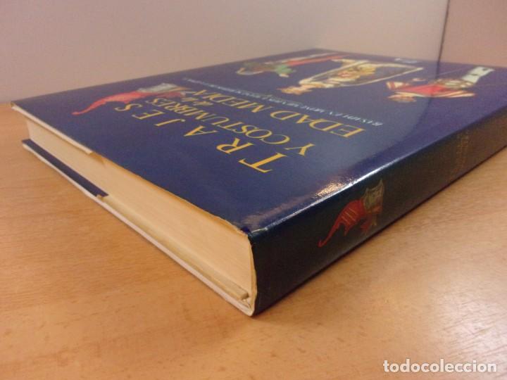 Libros: TRAJES Y COSTUMBRES DE LA EDAD MEDIA / 1991. ALDABA EDICIONES - Foto 7