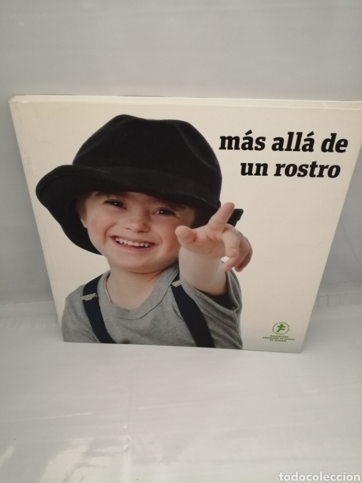Libros: M&aacute;s all&aacute; de un rostro (libro de la exposici&oacute;n M&aacute;s all&aacute; de un Rostro) - Foto 1