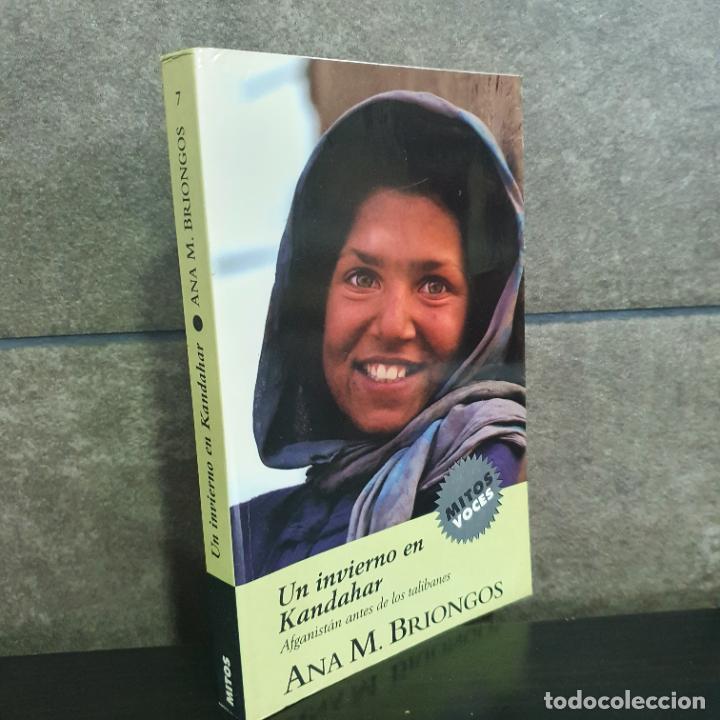 Libros: Un invierno en Kandahar: Afganist&aacute;n antes de los talibanes. Anna M. Briongos. (Mitos Voces).