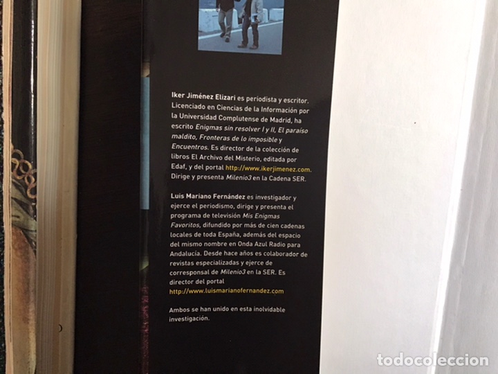 Libros: Tumbas sin nombre. Iker Jim&eacute;nez - Foto 3