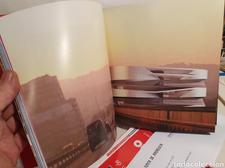 Libros: SHOW ME THE FUTURE, ENGINEERING AND DESING BY WERNER SOBEK. 2004 - Foto 9