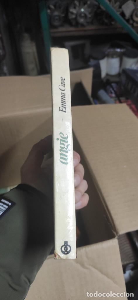Libros: Libro Angie de Emma Cave - Foto 4