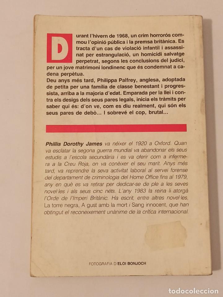 Libros: Sang innocent P. D. James - Foto 2