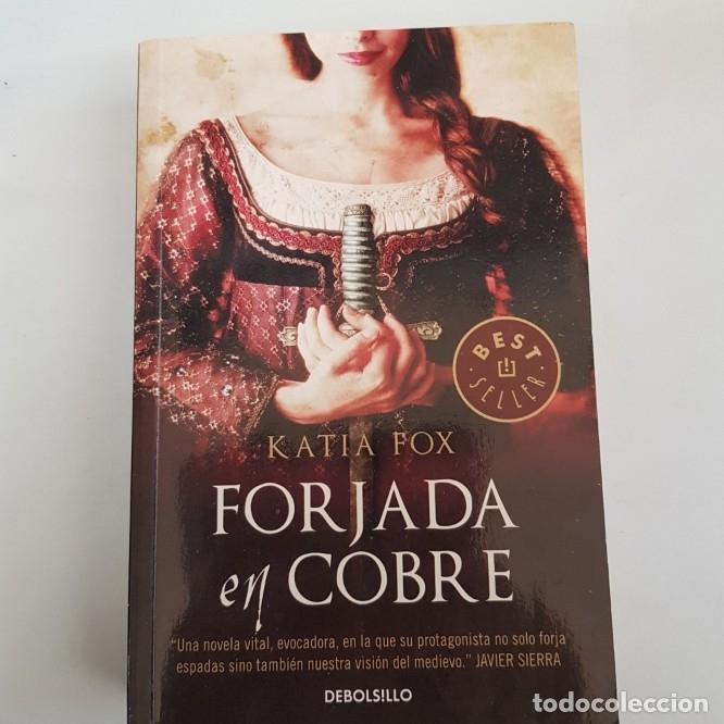 Libros: Forjada en cobre. - Katia Fox. TDK132 - Foto 1