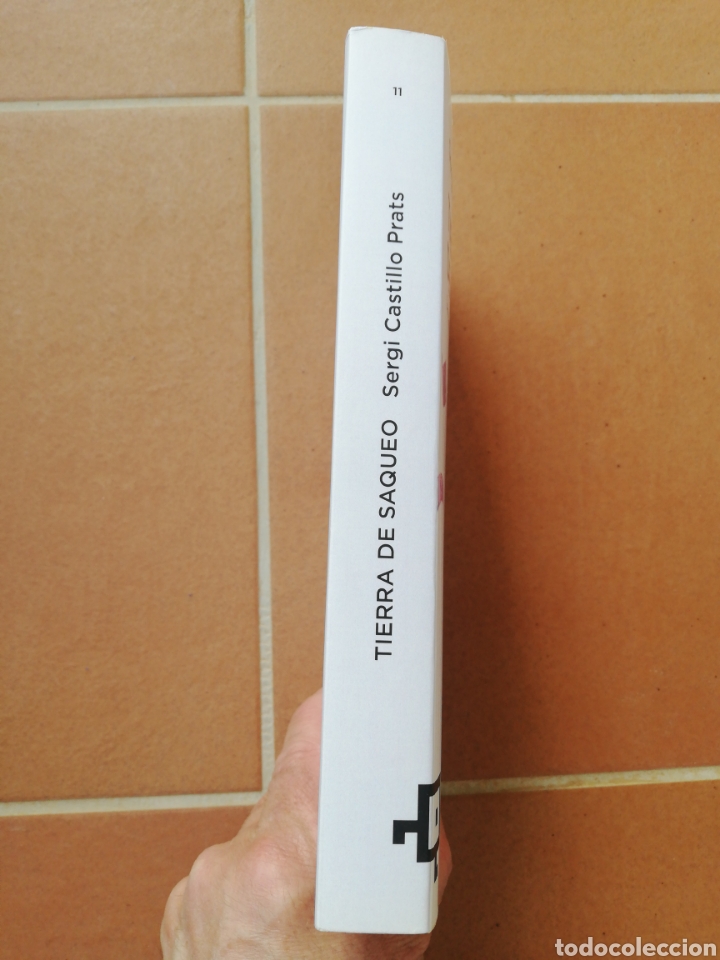 Libros: Tierra de saqueo, Sergi Castillo Prats, cuadril&aacute;tero de libros - Foto 3