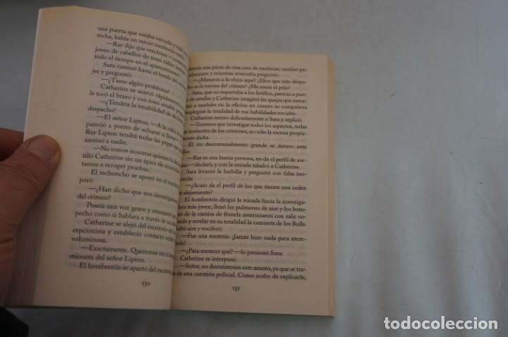 Libros: AR4D/ CSI: LA CIUDAD DEL PECADO - MAX ALLAN COLLINS / RBA - Foto 4