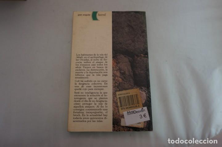 Libros: AR5B/ - LA FORTALEZA - MOLLIE HUNTER / EDICIONES SM - Foto 5