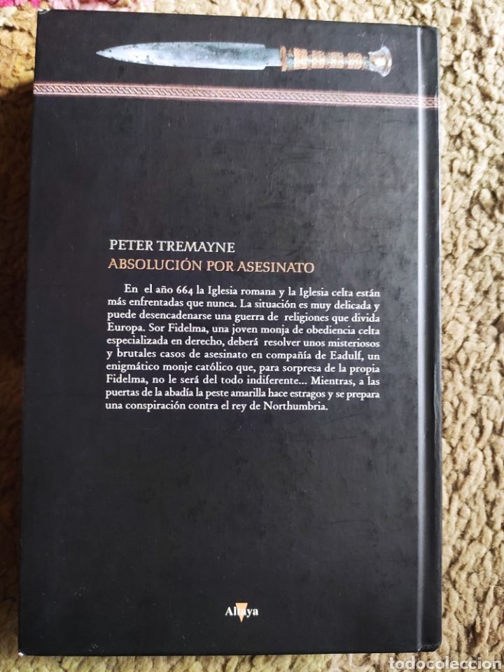 Libros: Absoluci&oacute;n por Asesinato. Peter Tremayne - Foto 2