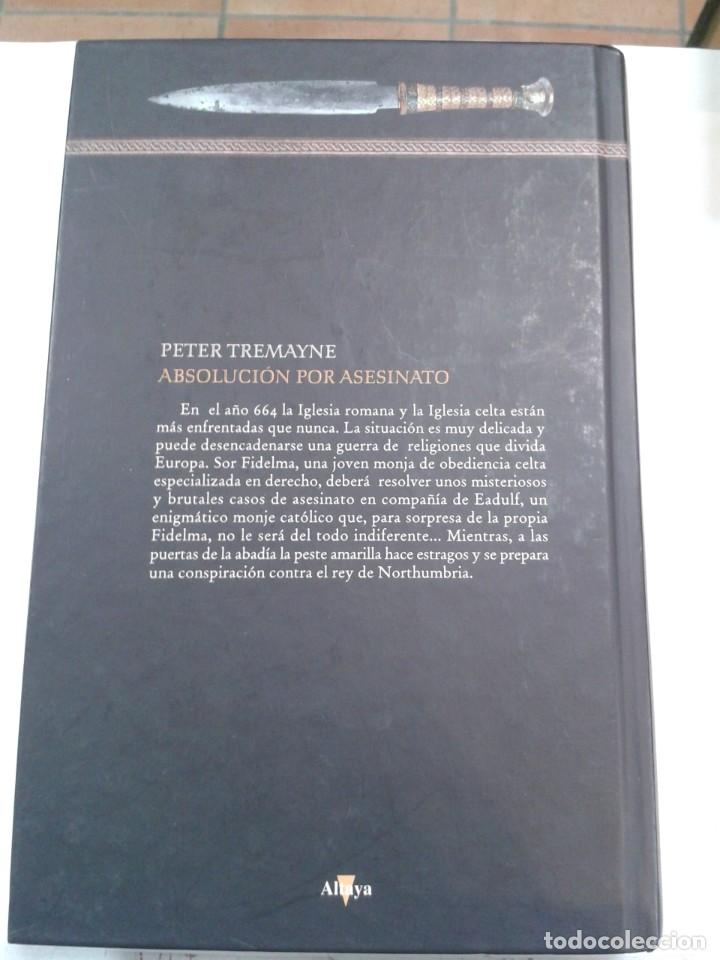 Libros: ABSOLUCION POR ASESINATO - PETER TREMAYNE - Foto 2